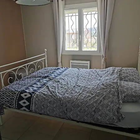 Villa Moderne Sur Les Hauteurs D'aramon