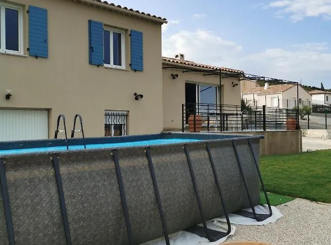 Villa Moderne Sur Les Hauteurs D'aramon Aramon