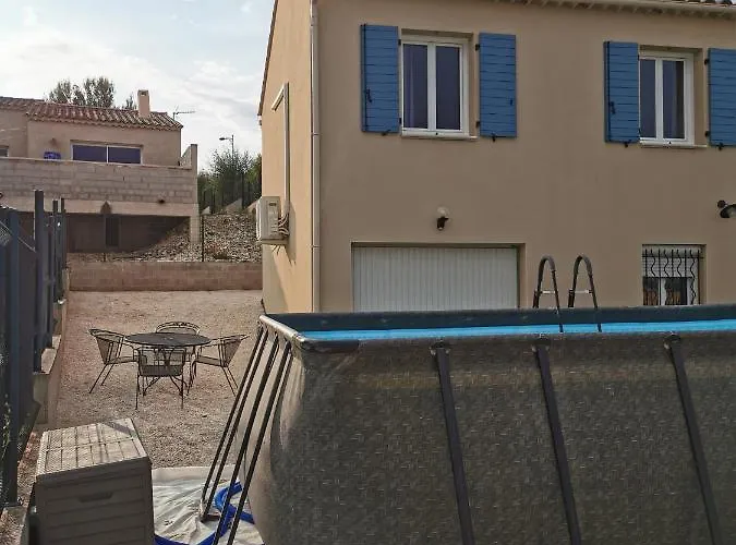 Moderne Sur Les Hauteurs D'aramon Villa *