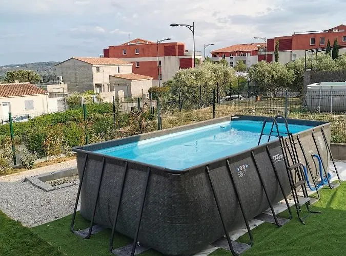 Villa Moderne Sur Les Hauteurs D'aramon *